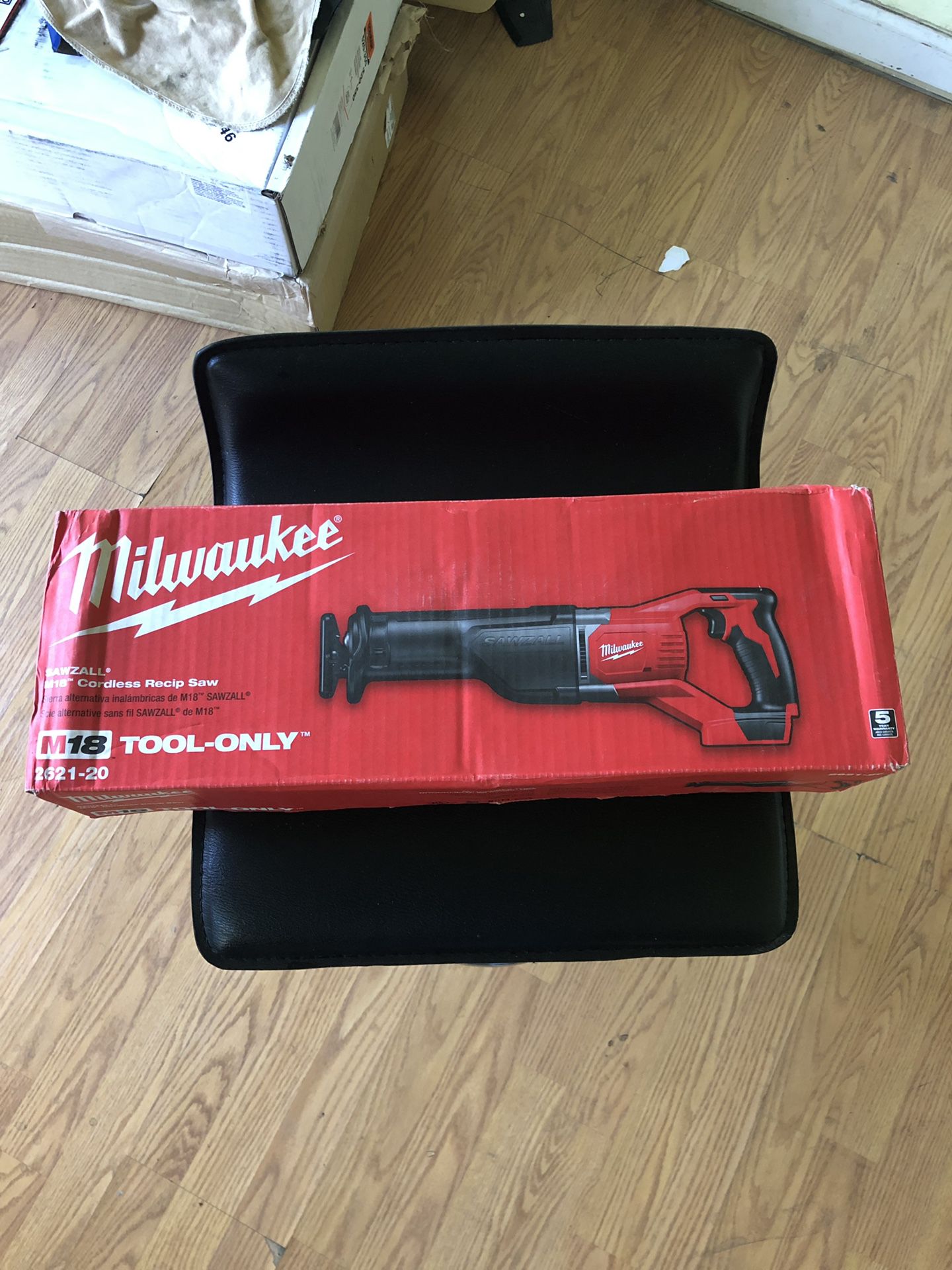 BRAND NEW Milwaukee 2621-20 M18 18V Lithium Ion Cordless Sawzall 3,000RPM  Reciprocating Saw with Quik Lok Blade Clamp and All Metal Gearbox (Bare Too  for Sale in Hayward, CA OfferUp