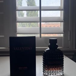 Valentino Born In Roma Coral Fantasy 