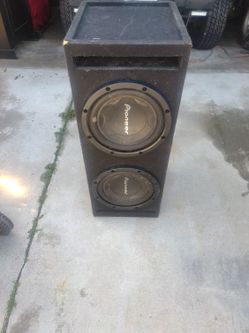 12" Pioneer Subwoofers With Box