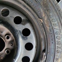 4 Good Year Assurance P205/60 R16