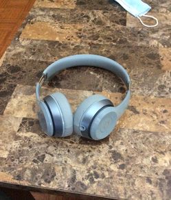 Beats earphones