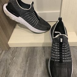 Nike React Phantom Run Flyknit 2