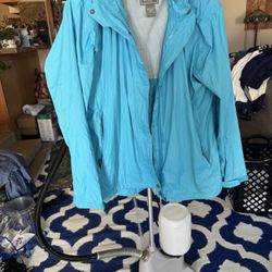 Women’s Wind Breaker