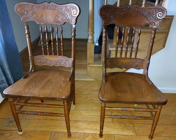 2 + 1 vintage dining chairs.