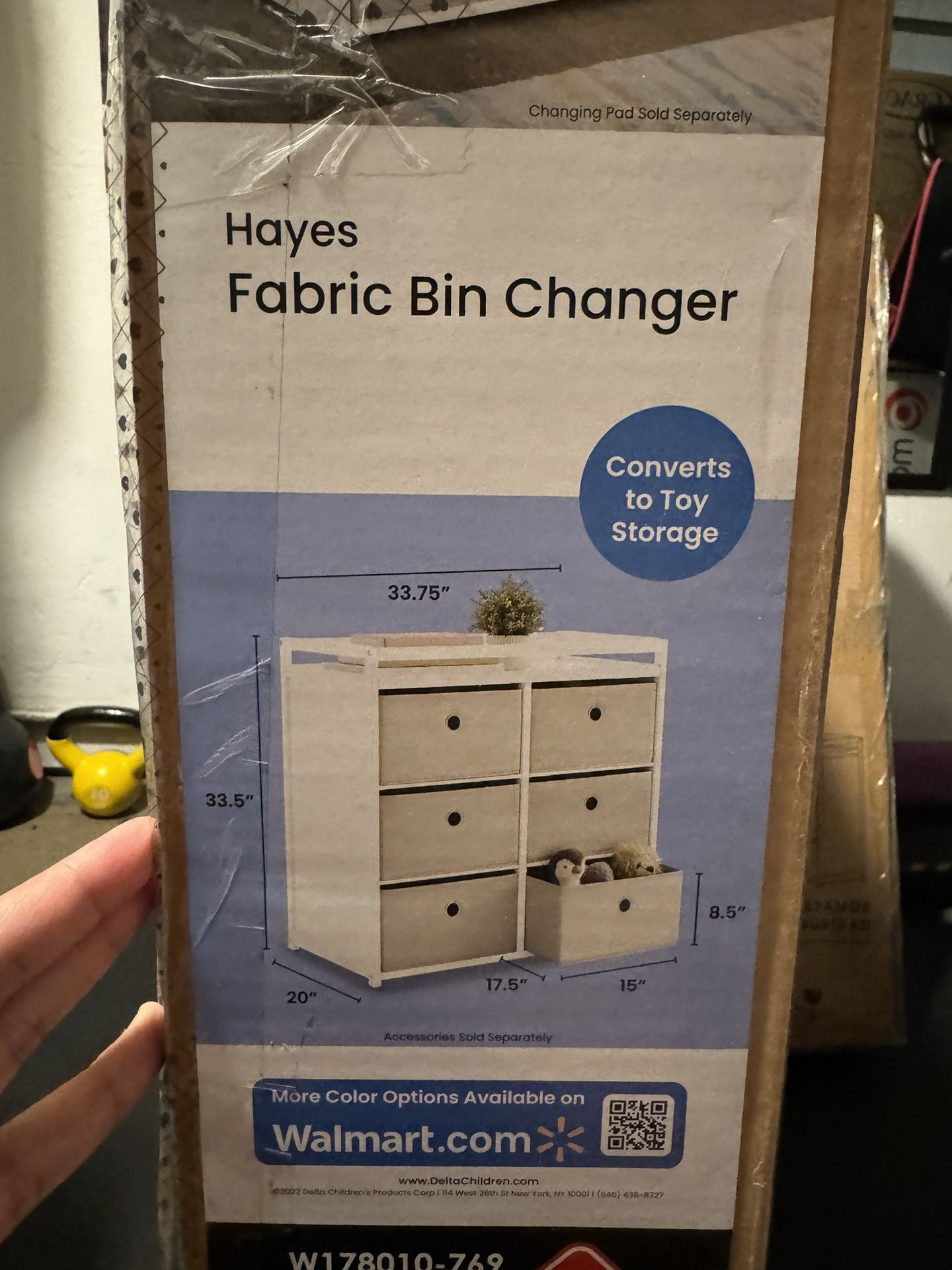Delta Children Hayes Changing Table with Fabric Bins, Bianca White/Flax Bins (OBO)