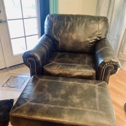 Oversized Leather Armchair with Ottoman