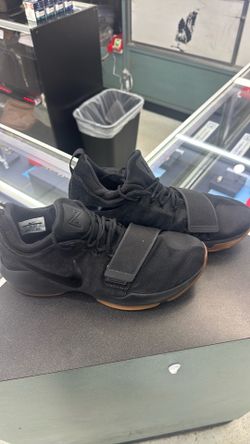 MEN SHOES