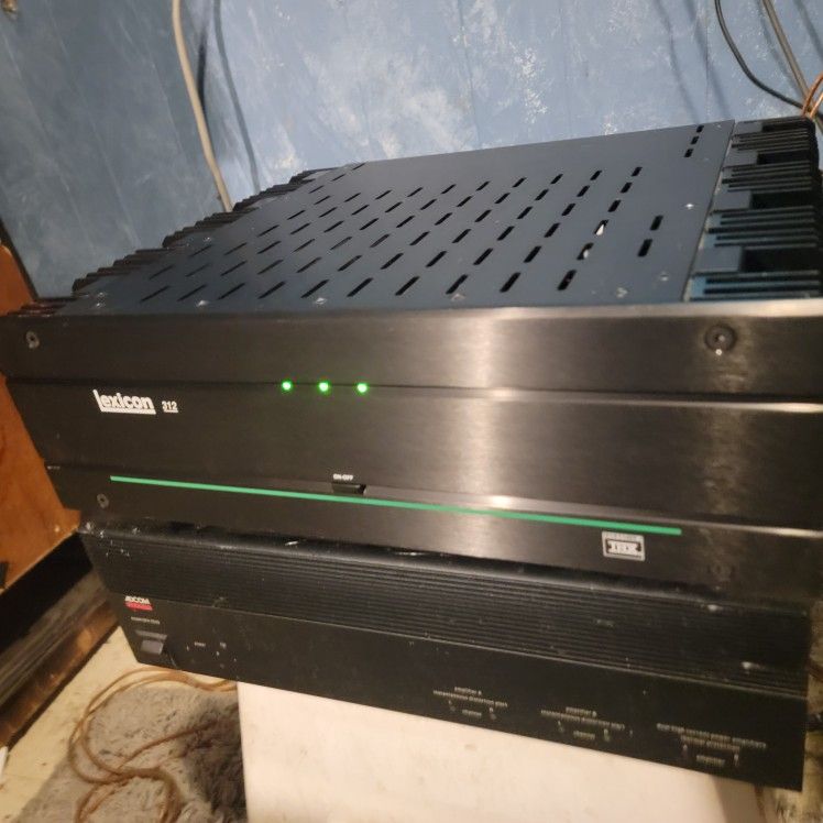 BRYSTON 5B-ST/lexicon 312 3ch. 150w/chAmplifier. Pristine