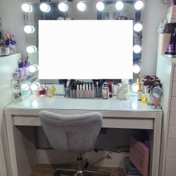 Complete Vanity Set, Price Firm!