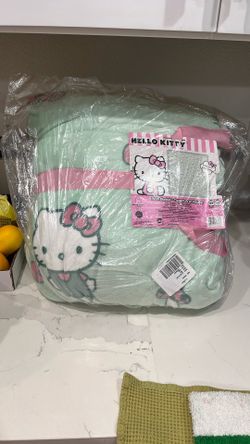 Hello Kitty Plush Blanket