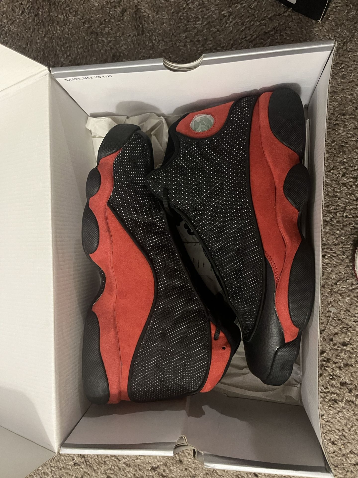 Air Jordan 13 Bred