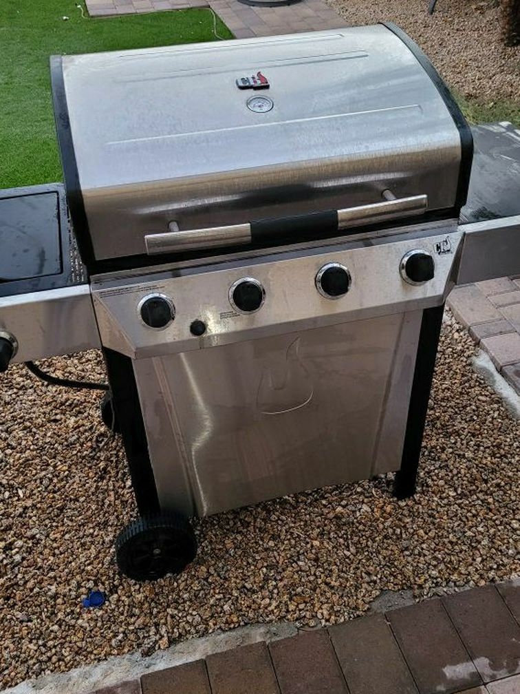 Thermos 4 burner BBQ gas Grill for Sale in Glendale, AZ OfferUp