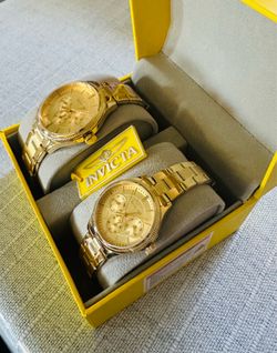 Invicta Set of two. Mens Women’s.