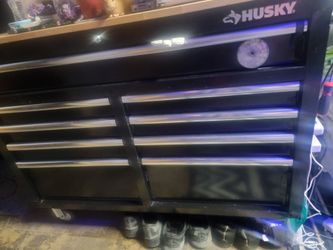 HUSKY TOOL STORAGE BOX