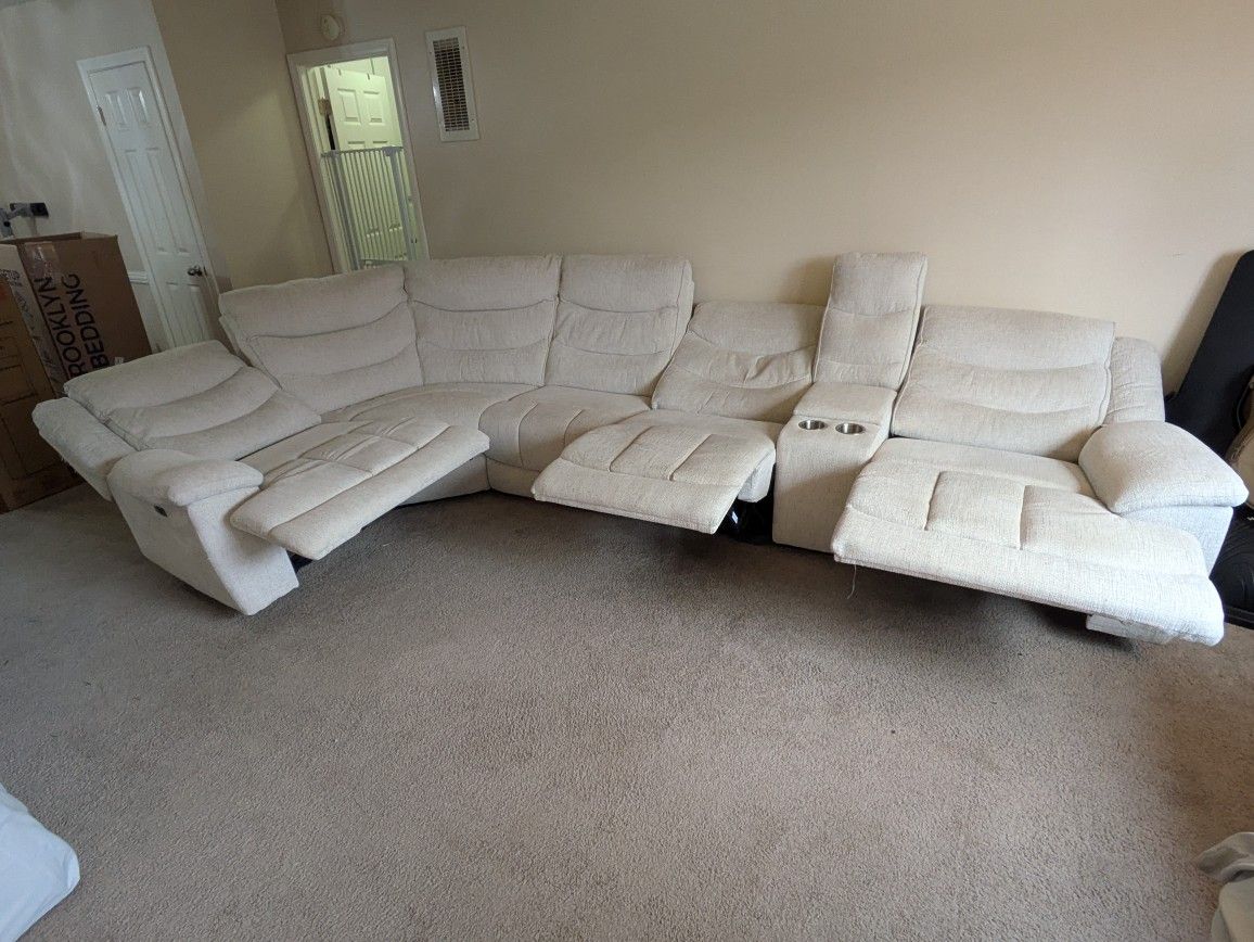 6-piece Power Reclining Sectional Couch -Nearly New!