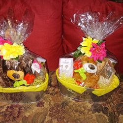 Flower Bear Gifts With Earrings And Body Works Cashmere Lotion https://offerup.com/redirect/?o=SW4ub25l And Body Wash In Another $30 Each