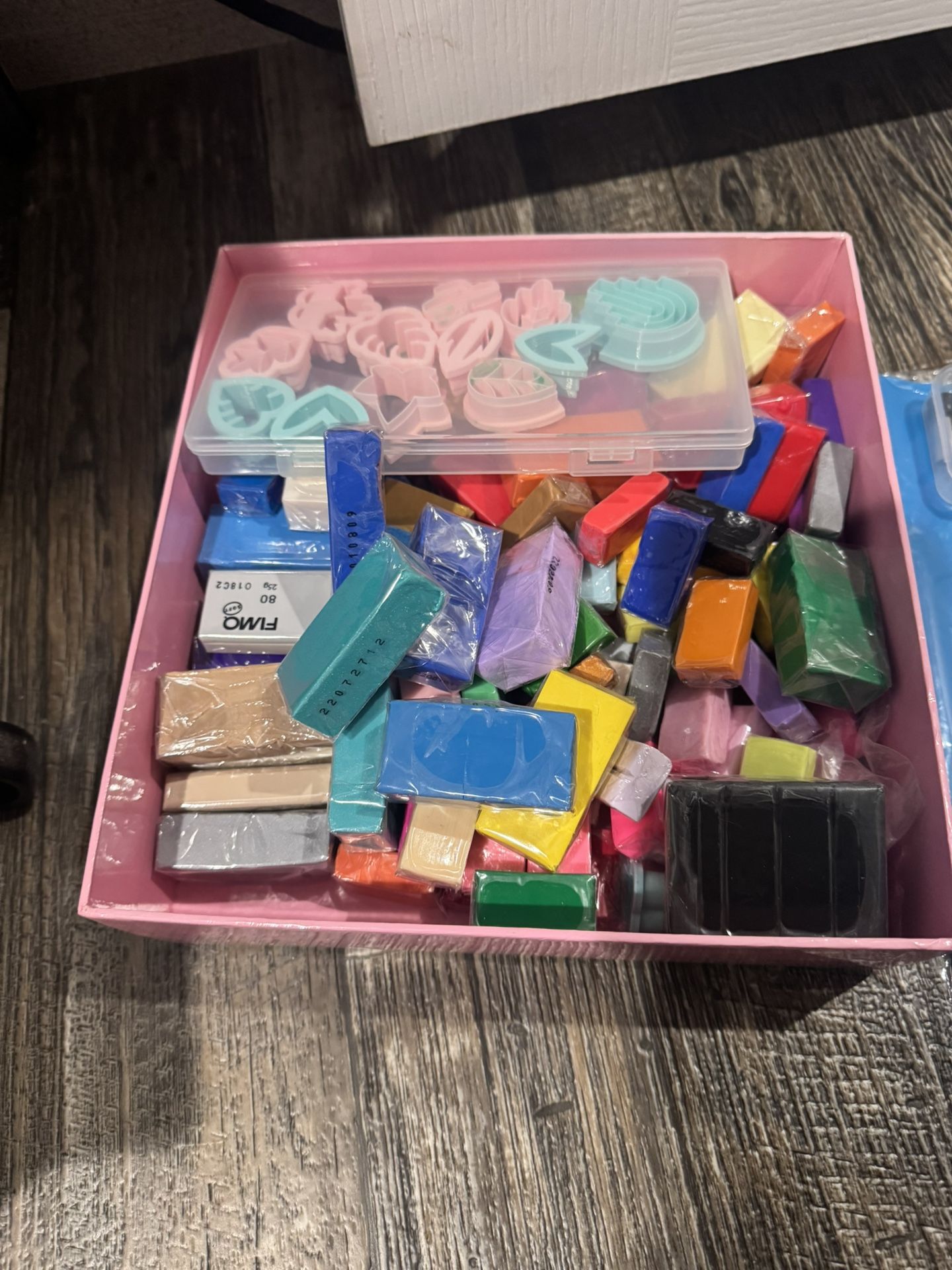 Clay And Molds