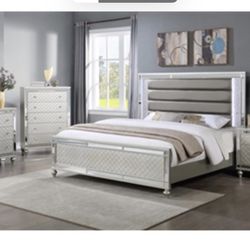 Queen Bedroom Set