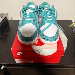 Nike Dunk Low - Size 12