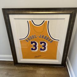 Autographed Framed Kareem Abdul-Jabbar Lakers Jersey 