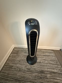 MOVING SALE ~ Honeywell Oscillating Fan With Remote $25 OBO