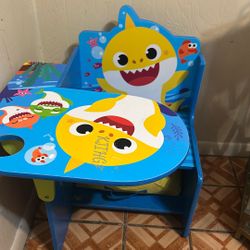 Escritorio ,  Table Baby  Shark 
