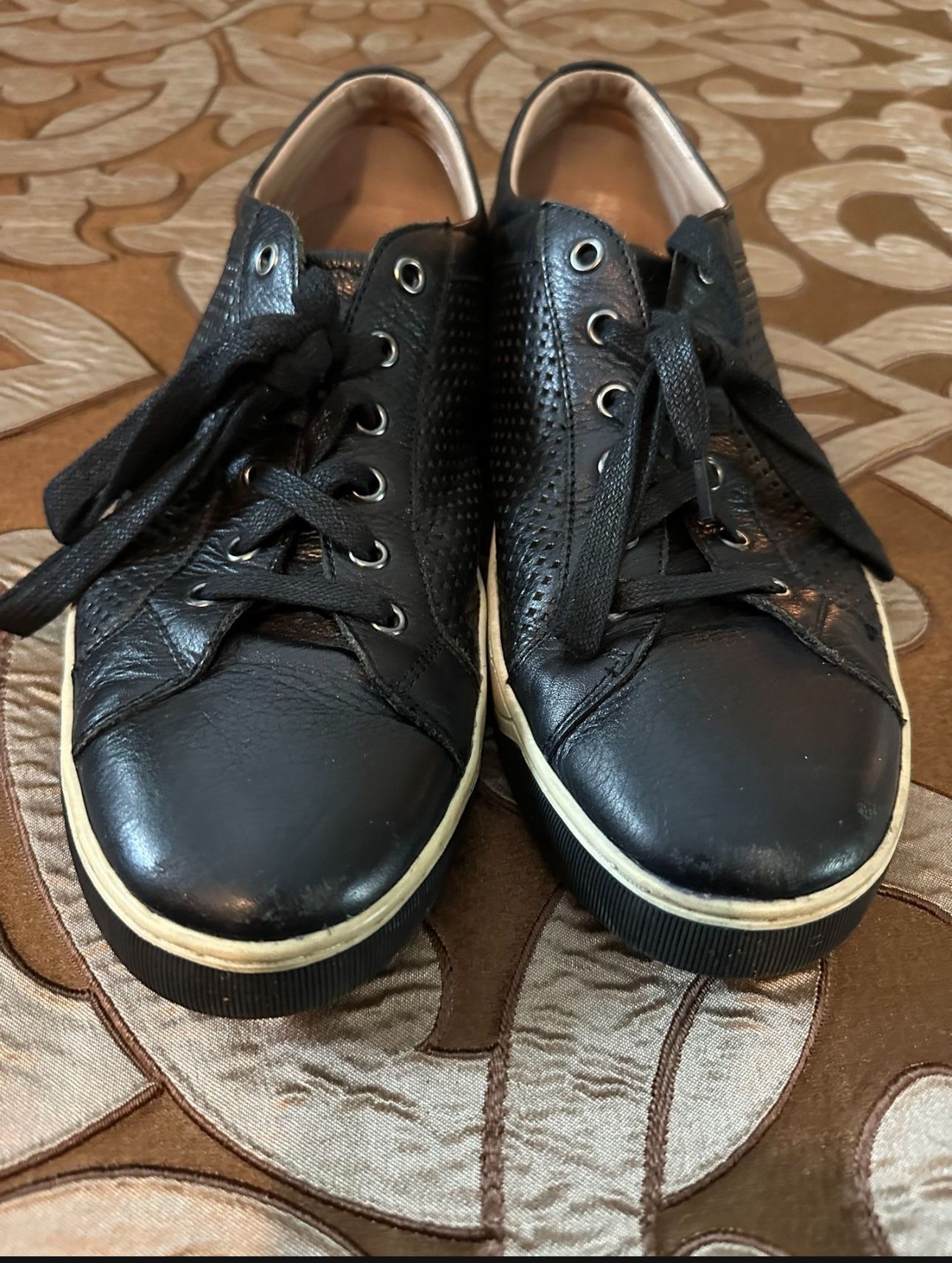 Johnston Murphy Size 11