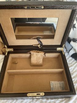 Croc Skin (faux) Locking Box Bobbi Brown