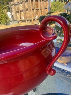 Beutifull Large Red Vase Retails for $25