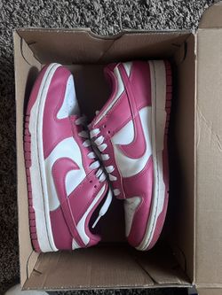 Nike Womens Dunk Size 9