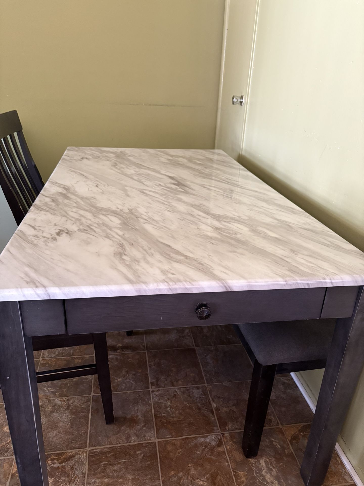 Kitchen table with small storage (bench included)