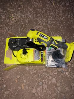 Ryobi one+ oscillating multi-tool with 2.0AH battery and charger