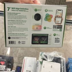 7 Inch WiFi High Definition Pan And Tilt Monitor