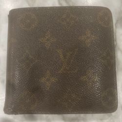 Louis Vuitton Wallet 100% Authentic