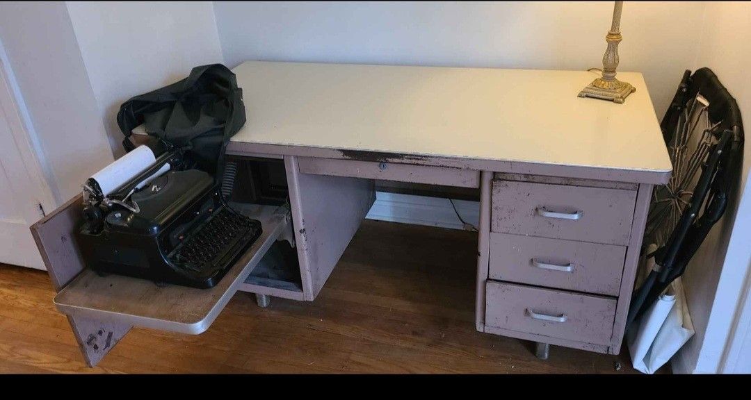 Steeltanker Desk And Typewriter