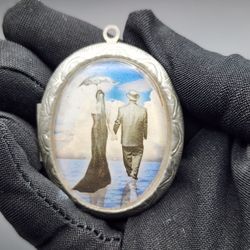 Vintage Silver Oval Locket Pendant 
