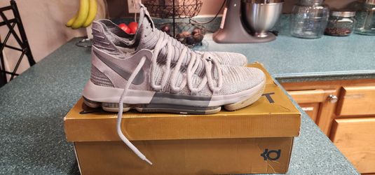 Kevin Durant Zoom Nike size 11.5