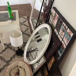 Miscellaneous Pictures, Mirrors, End Table Lamp