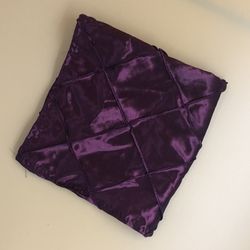 Burgundy Dinner Napkins (25 Total)
