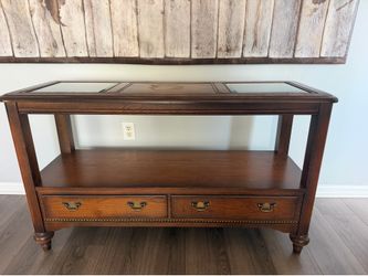 Sofa table and 2 end tables - Bassett Furniture