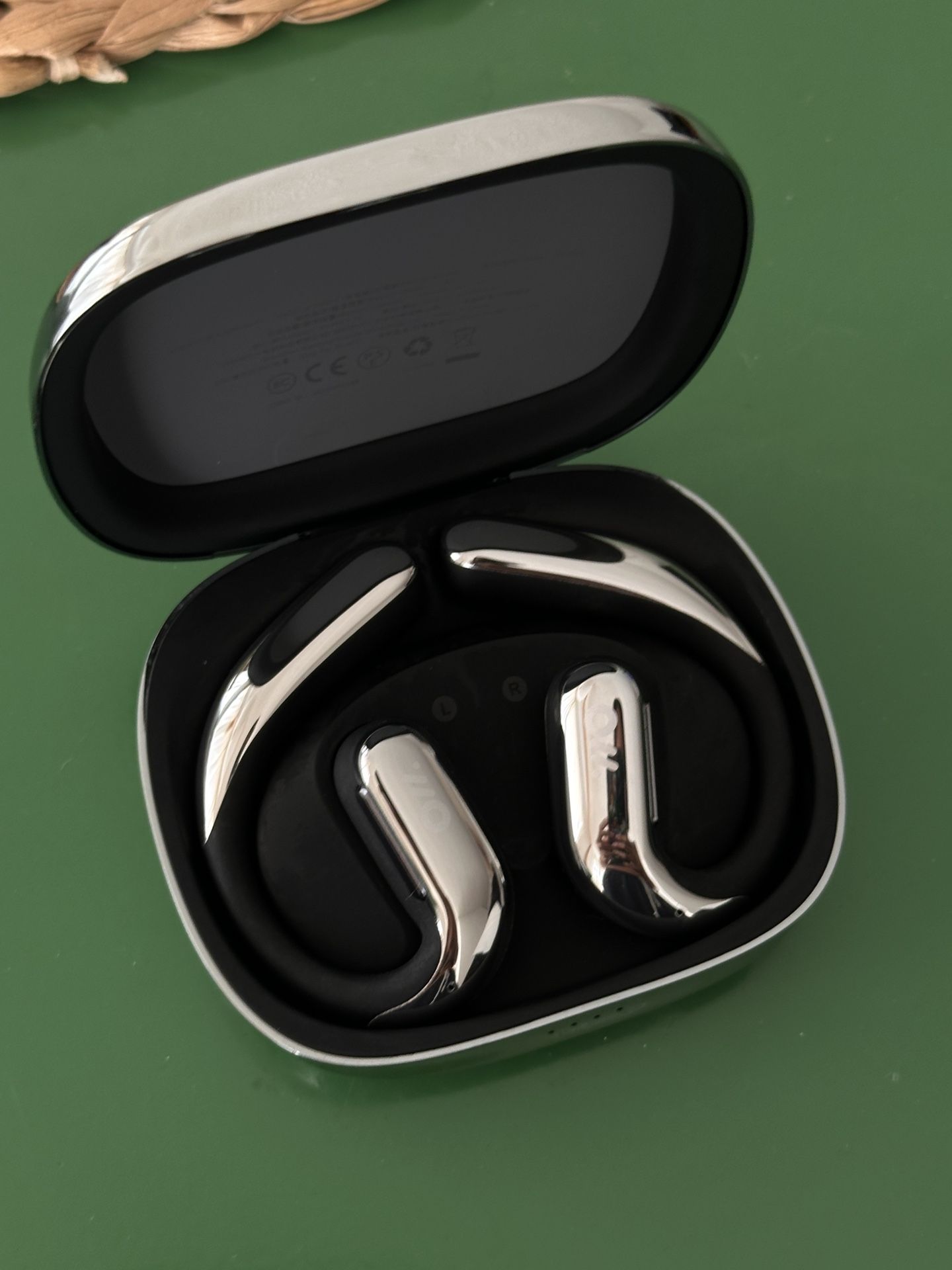 Ola Dance Earbuds