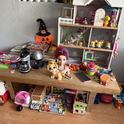 Two Coffee Tables And A Couch 