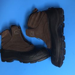 SOREL boots 9.5