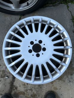 19" Mercedes-Benz Factory 22 Spoke OEM Rim