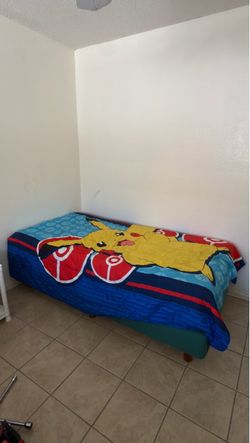 Twin bed set
