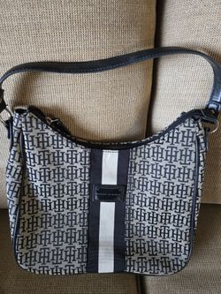 Authentic Tommy Hilfiger brand ladies purse