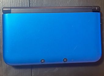 3ds XL loaded with games & case