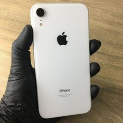 iPhone Xr Unlocked / Desbloqueado 😀 - Different Colors Available