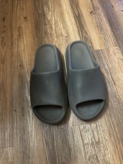 Yeezy Slides