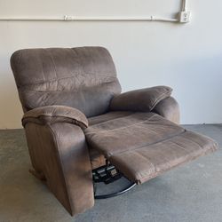 🏷WAREHOUSE CLEARANCE | Barcalounger Henley Fabric Swivel Glider Recliner, Brown 💥